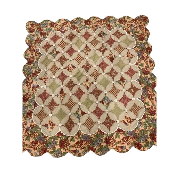 Vintage Handstiched Cathedral Window Floral Scalloped Edge Crochet Rosette Quilt